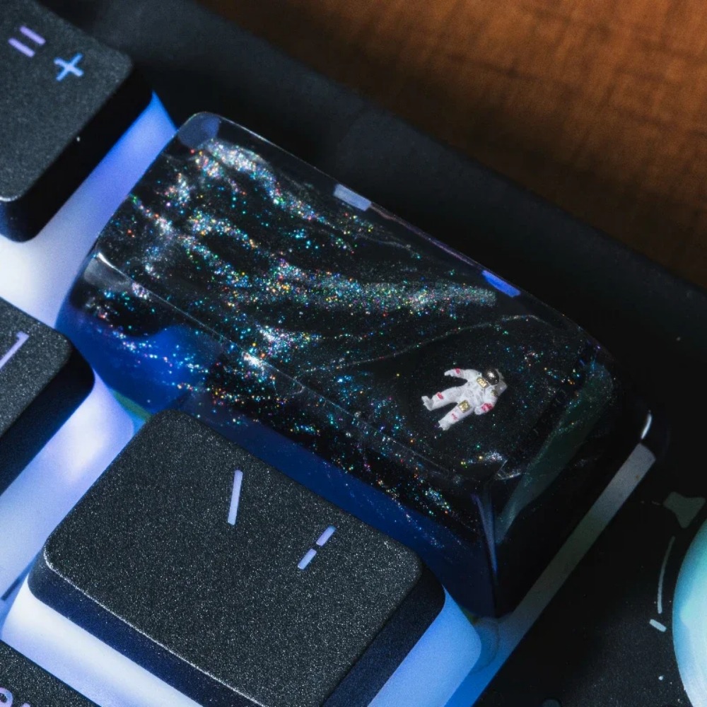 Artisan Keycap Astronaut Resin - Tech Gaming Accessories 评论和价格